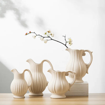 Ins Style Ceramic WhiteVase Decoration Wave Patterned Kettle Vase Nordic Modern Home Decoration Vintage Tabletop Vase Decor