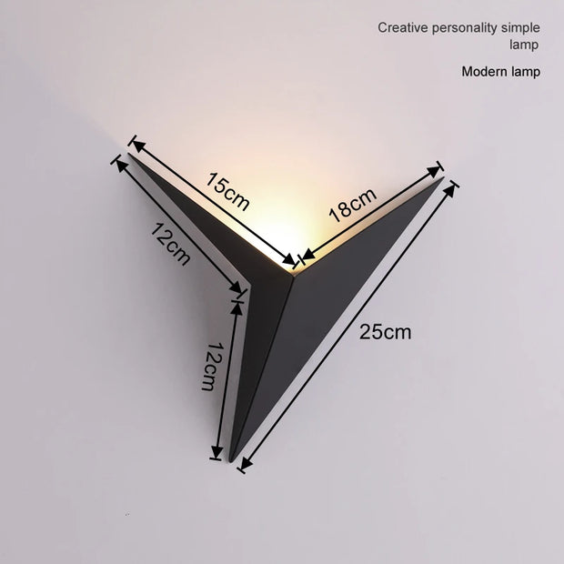 Modern Minimalist LED Wall Lamp Triangle Shape Nordic Style Living Room Bedside Lights for Indoor Lighting Decoration Aluminium